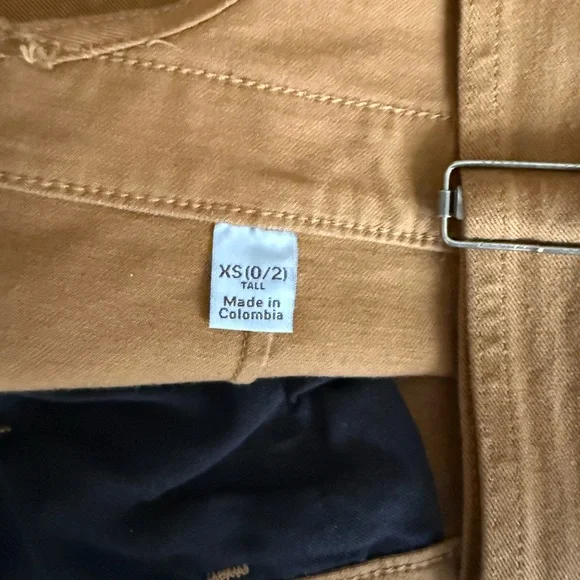 Carhartt Women’s Crawford Double Front Bib Overalls- size Xsmall Tall - Picture 2 of 5